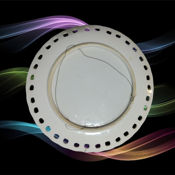 👣4/$20.  Hand Painted and Signed Wall Decor Plates from 1940s-60s - Picture 16 of 16